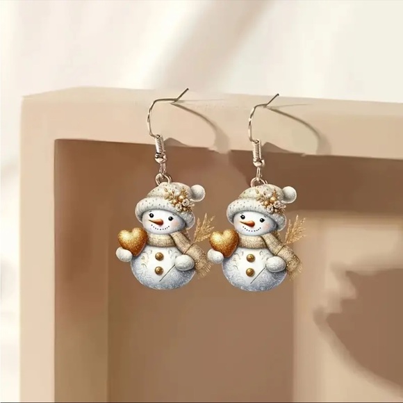 ⛄️🎄Snowman Acrylic Dangle Earrings - Picture 7 of 10